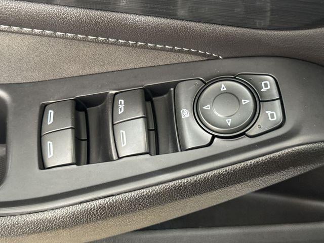 2021 Chevrolet Traverse Base