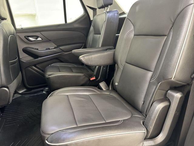 2021 Chevrolet Traverse Base