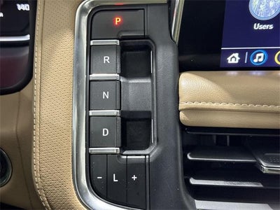 2021 Chevrolet Suburban Base