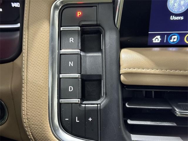 2021 Chevrolet Suburban Base