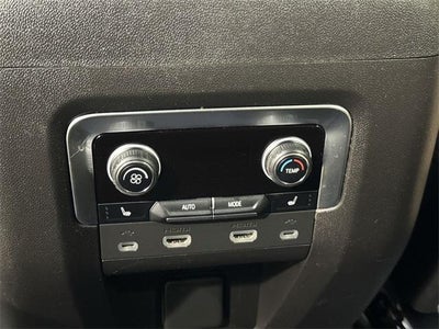 2021 Chevrolet Suburban Base