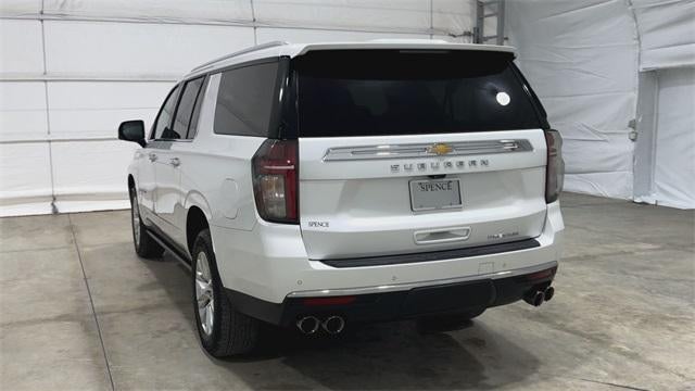 2021 Chevrolet Suburban Base