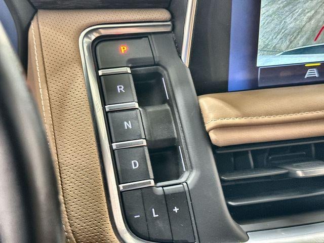 2023 Chevrolet Suburban Base