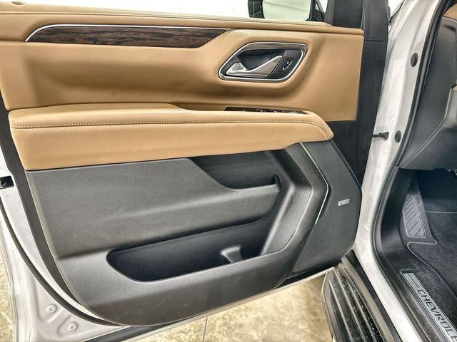 2023 Chevrolet Suburban Base