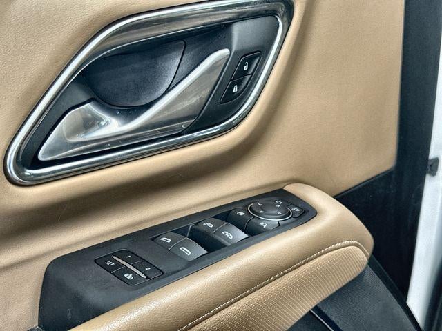 2023 Chevrolet Suburban Base