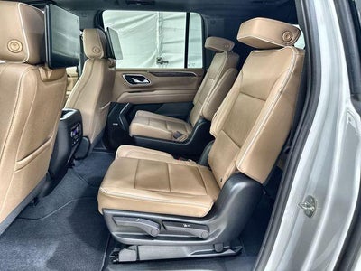 2023 Chevrolet Suburban Base