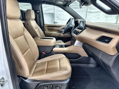 2023 Chevrolet Suburban Base
