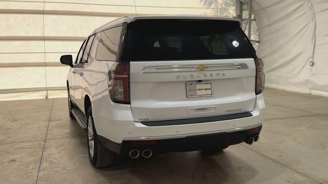 2023 Chevrolet Suburban Base