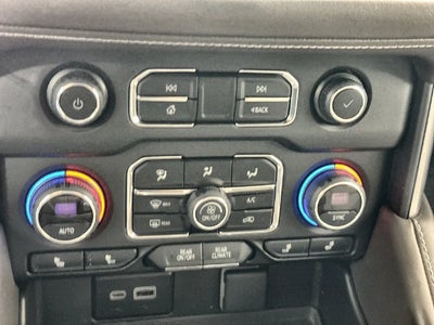 2024 Chevrolet Suburban Base