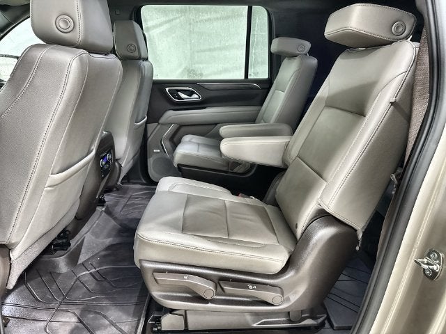 2024 Chevrolet Suburban Base