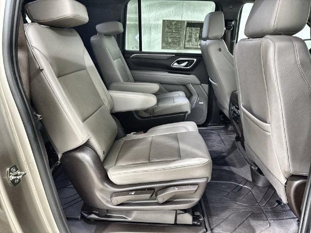 2024 Chevrolet Suburban Base