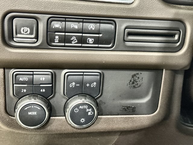 2024 Chevrolet Suburban Base
