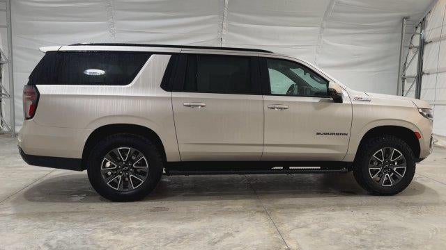 2024 Chevrolet Suburban Base