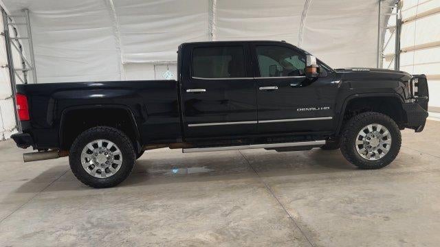 2017 GMC Sierra 2500 HD Denali