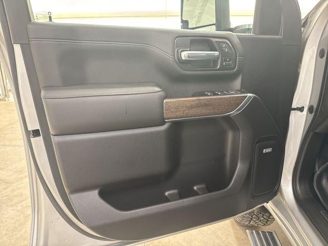 2022 GMC Sierra 2500 HD Base
