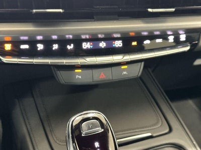 2025 Cadillac XT4 Premium Luxury