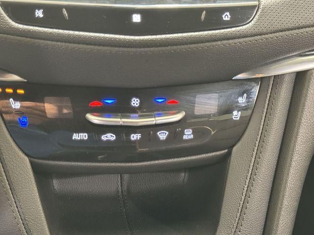 2021 Cadillac XT5 Base