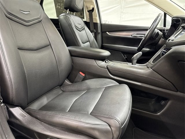 2019 Cadillac XT5 Base