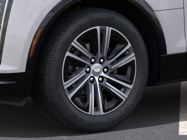 2025 Cadillac LYRIQ Luxury 1