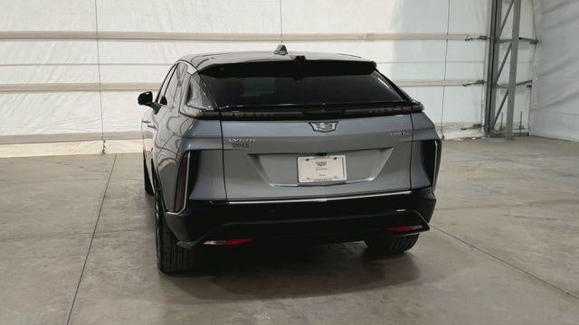 2024 Cadillac LYRIQ Luxury 2
