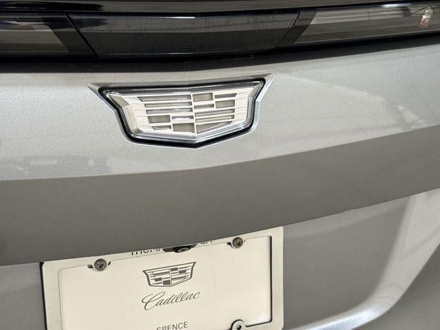 2024 Cadillac LYRIQ Luxury 2