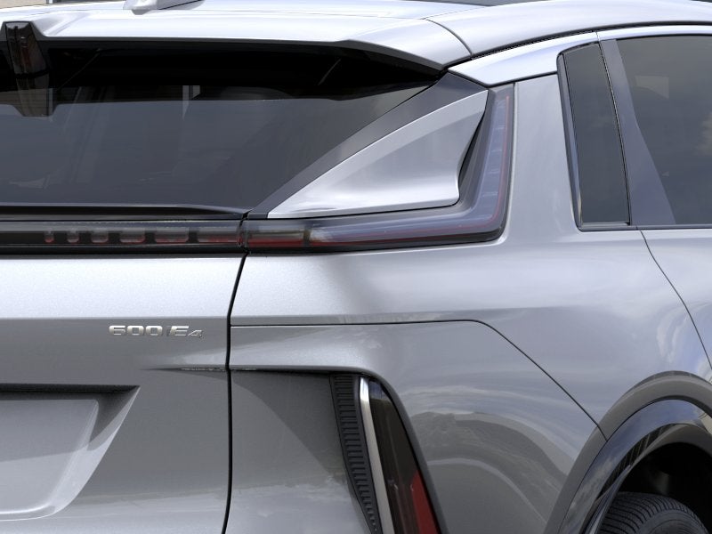 2024 Cadillac LYRIQ Luxury 2