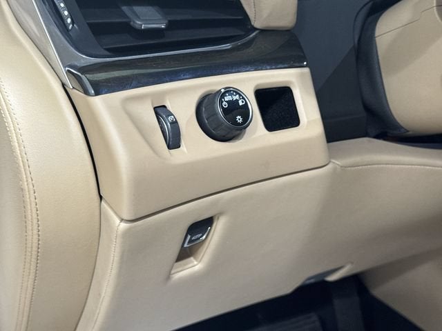 2018 Cadillac Escalade Base