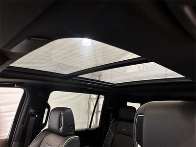 2022 Cadillac Escalade ESV Premium Luxury