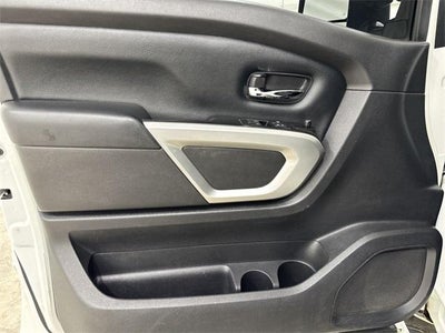 2017 Nissan TITAN XD SV