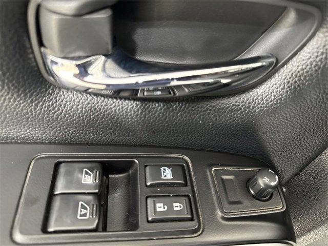 2017 Nissan TITAN XD SV