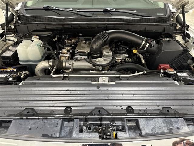 2017 Nissan TITAN XD SV