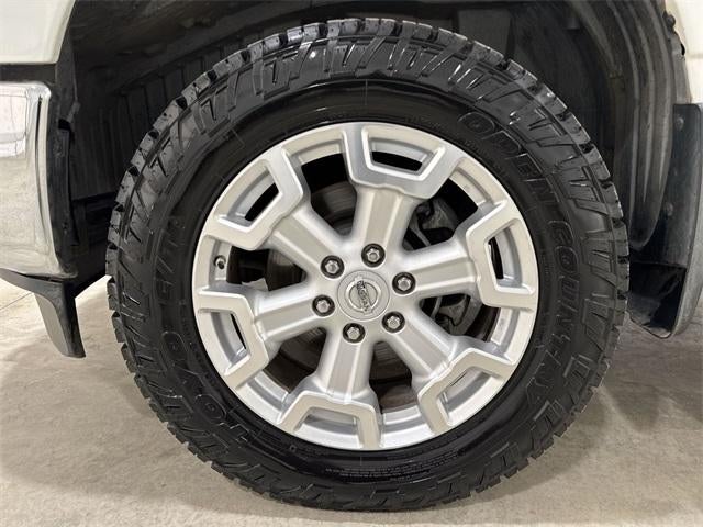 2017 Nissan TITAN XD SV