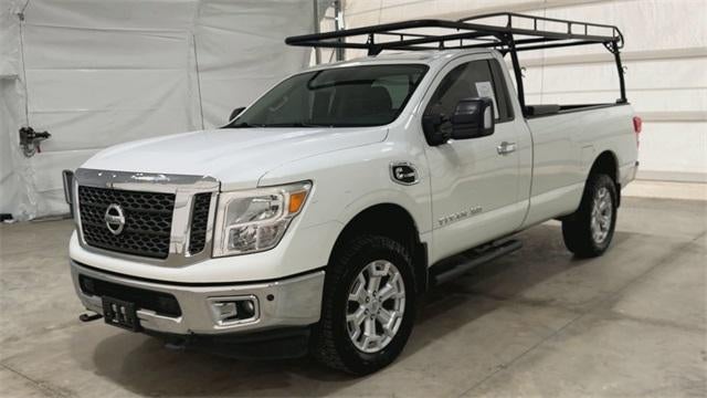 2017 Nissan TITAN XD SV