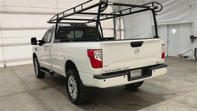 2017 Nissan TITAN XD SV