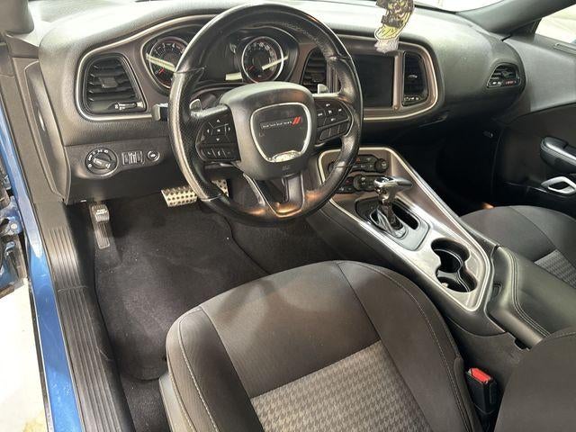 2022 Dodge Challenger Base