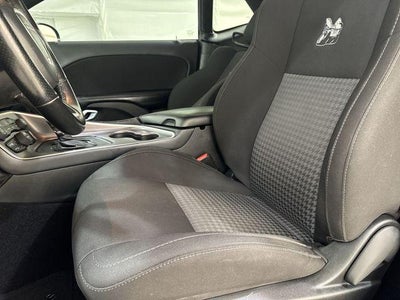 2022 Dodge Challenger Base