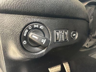 2022 Dodge Challenger Base