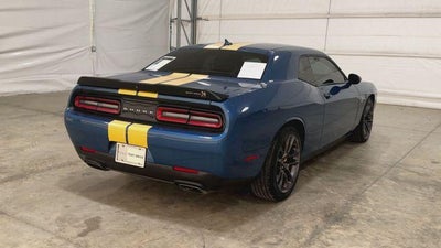 2022 Dodge Challenger Base