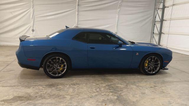 2022 Dodge Challenger Base