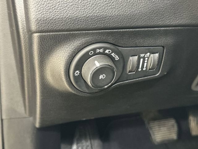 2019 Jeep Compass Base