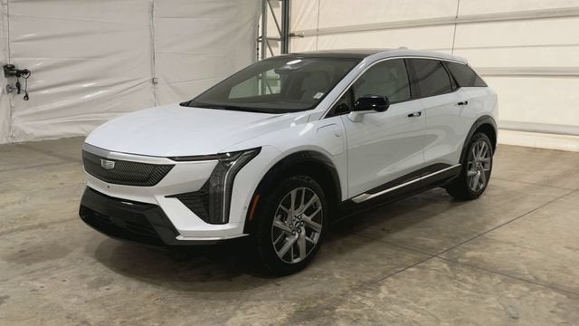 2026 Cadillac OPTIQ Premium Luxury