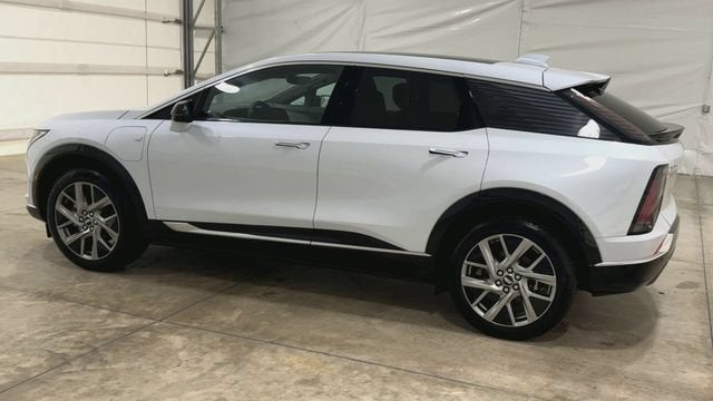 2026 Cadillac OPTIQ Premium Luxury