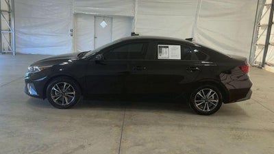 2024 Kia Forte Base