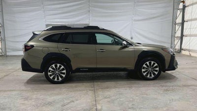 2023 Subaru Outback Touring XT
