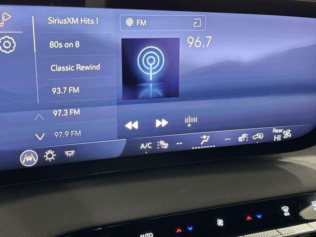 2025 Buick Enclave Base