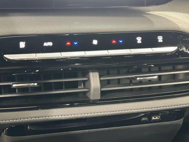 2025 Buick Enclave Base