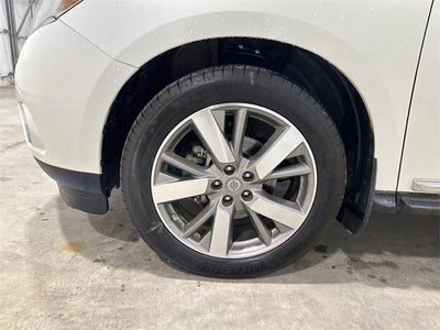 2016 Nissan Pathfinder Base