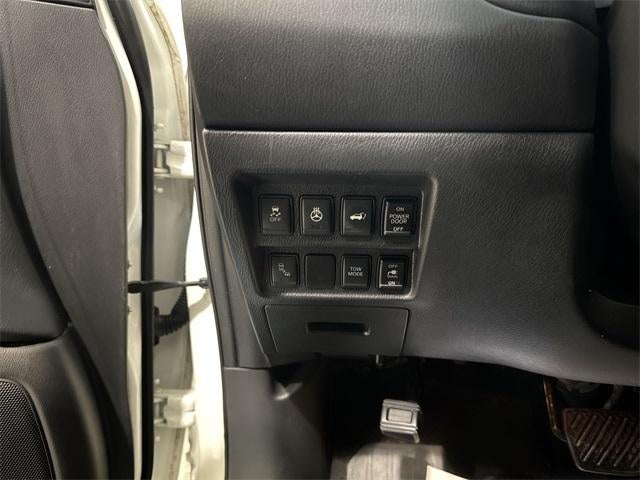 2016 Nissan Pathfinder Base