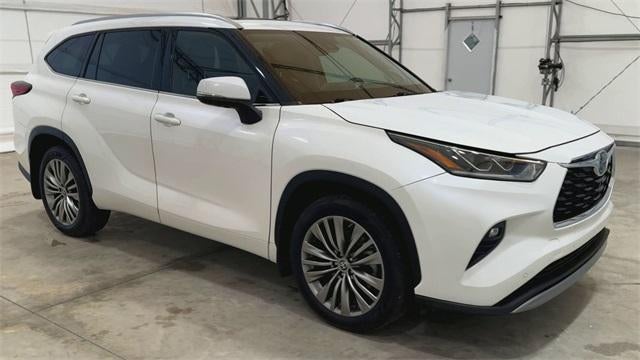 2021 Toyota Highlander Base