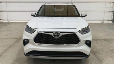 2021 Toyota Highlander Base